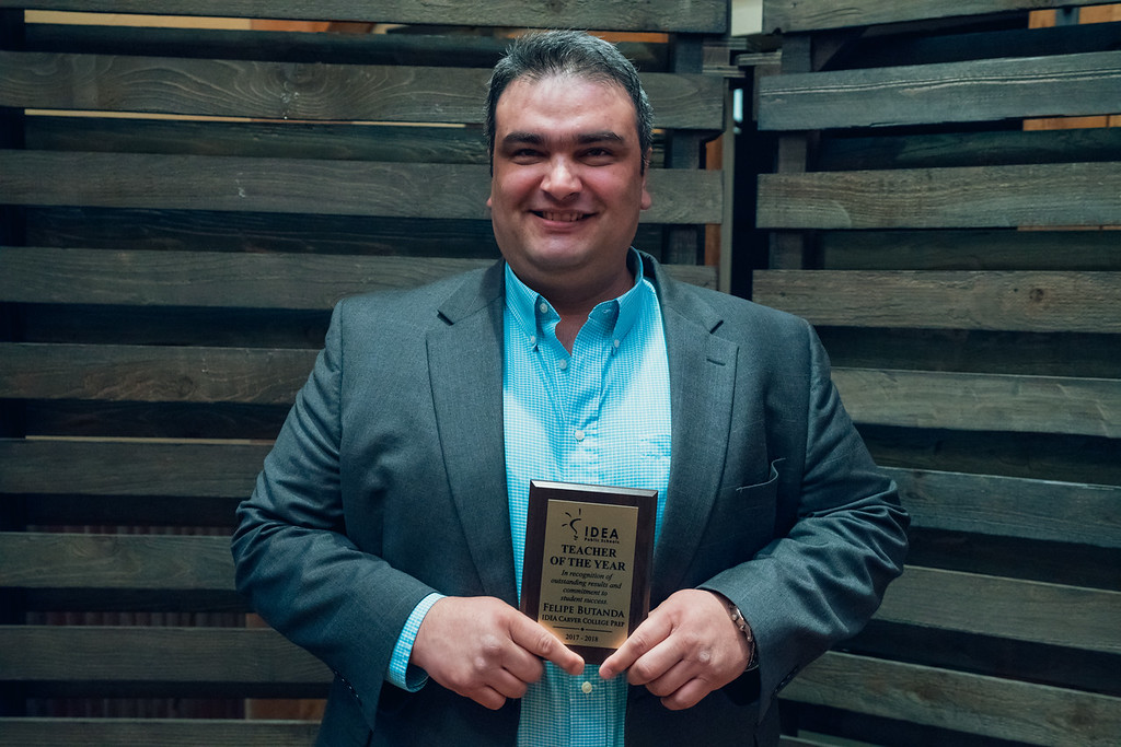 Felipe Butanda, IDEA Carver AP Spanish Teacher | Hispanic Heritage Month Feature | IDEA Public Schools