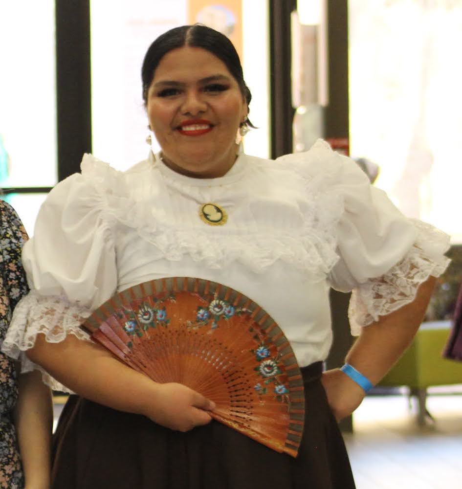 Leah Rodriguez - 10th Grade, Grupo Folklorico Cuahtli